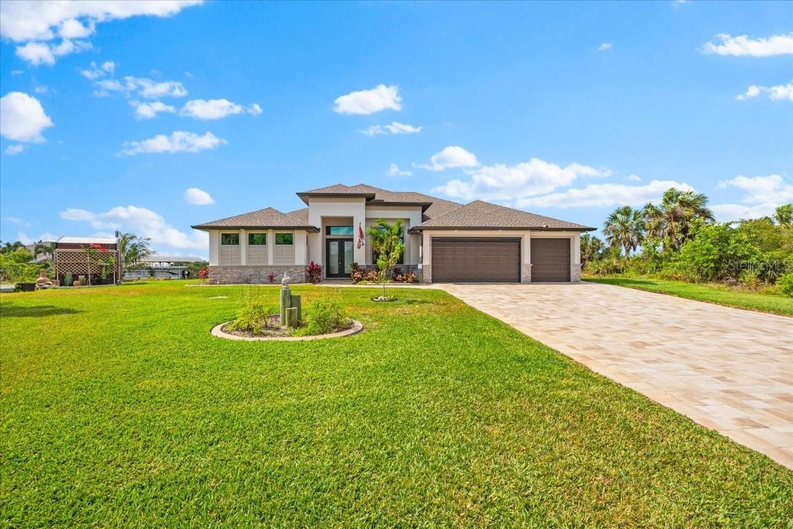 9470 Wacker Ter., Port Charlotte, FL 33981
