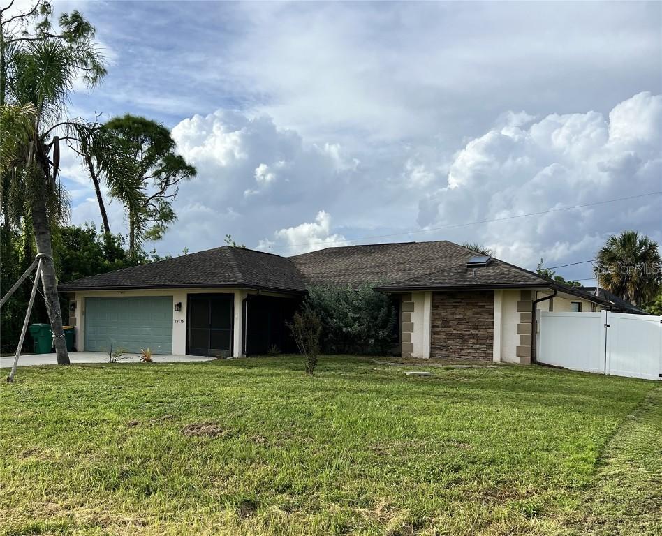 23176 Aberdeen Ave., Port Charlotte, FL 33952