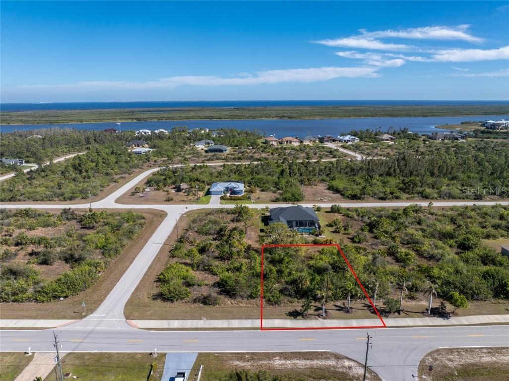 10096 St Paul Dr., Port Charlotte, FL 33981