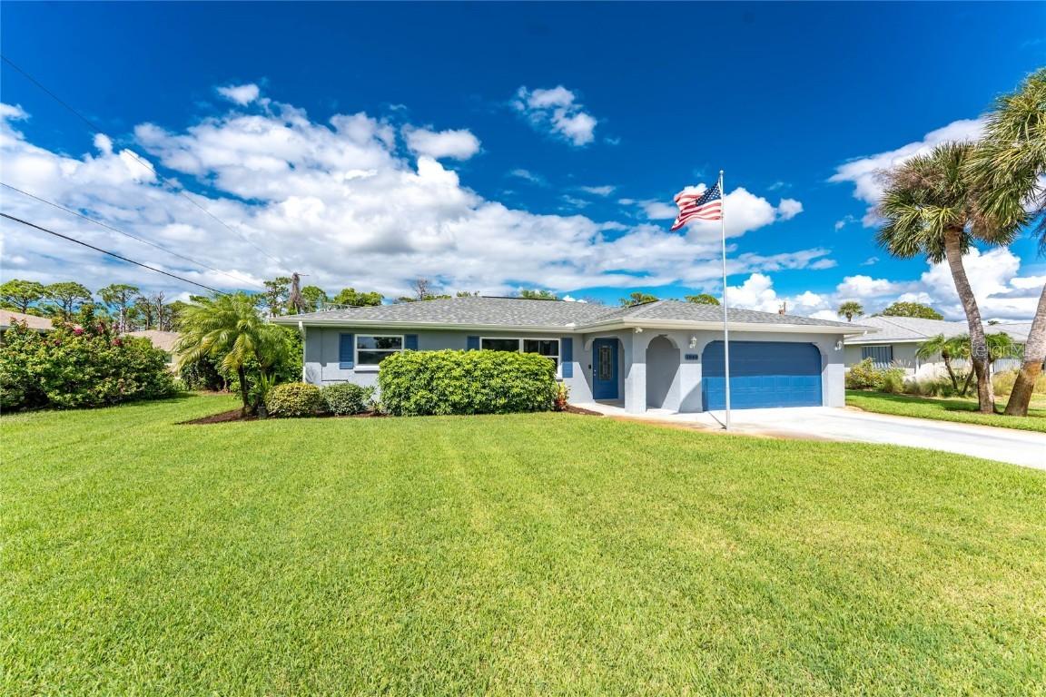 1040 Oleander St., Englewood, FL 34223