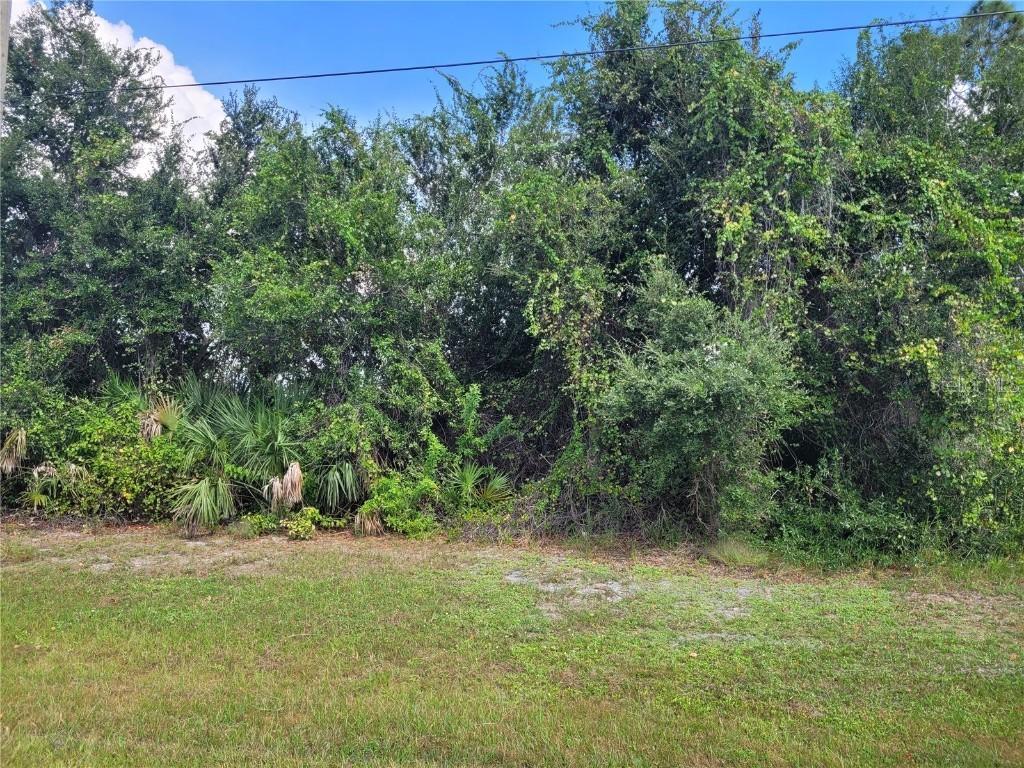 107 Antilla Dr., Rotonda West, FL 33947