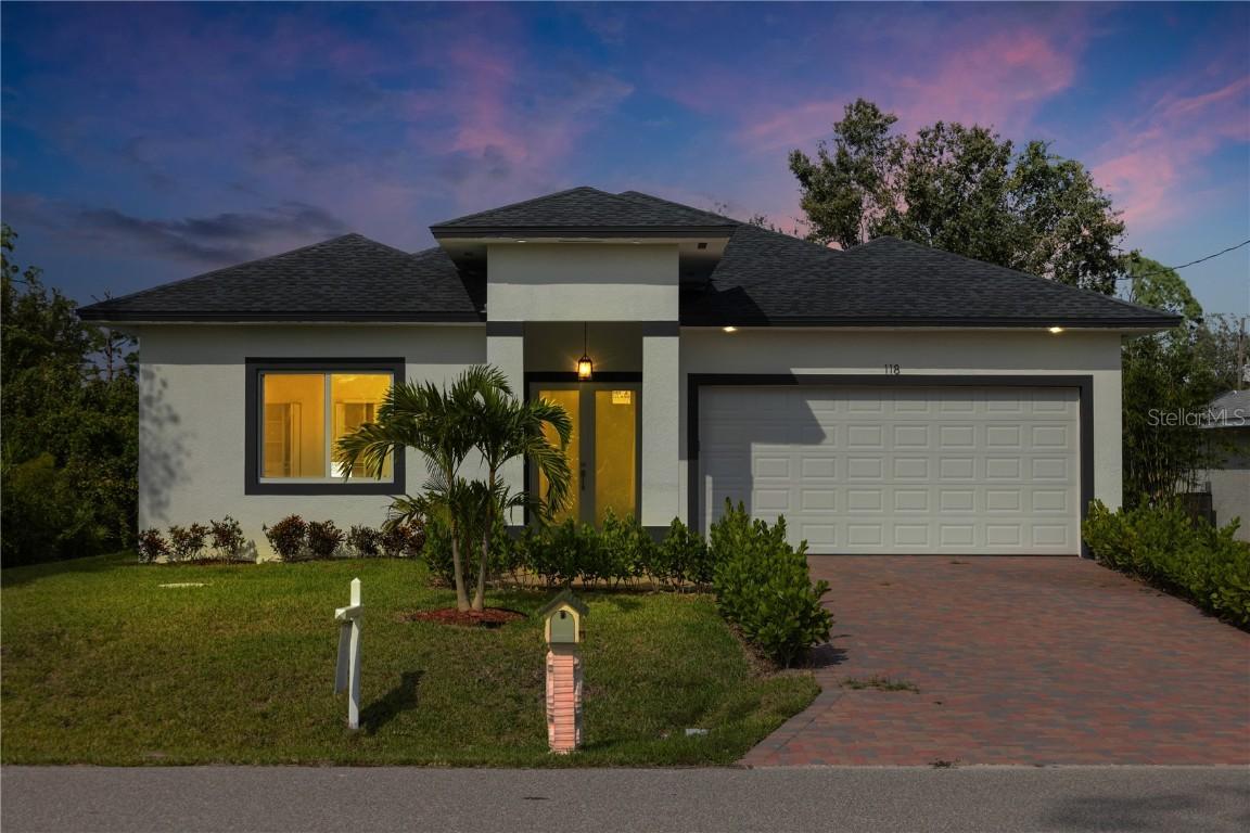 118 Green Pine Park, Rotonda West, FL 33947