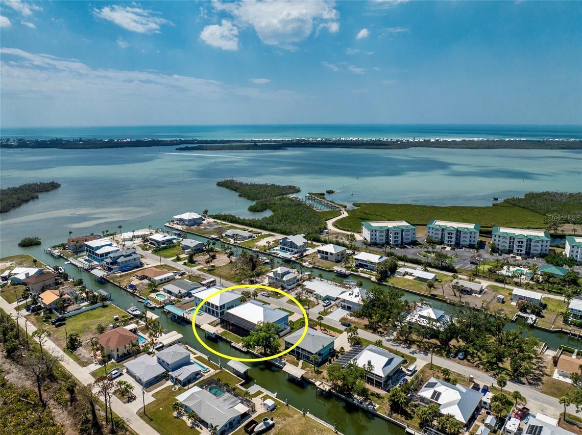 9240 Pine Cove Dr., Englewood, FL 34224