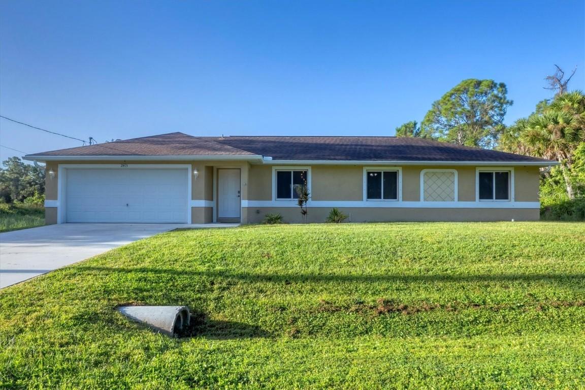 2415 Nowatney Ave., North Port, FL 34286