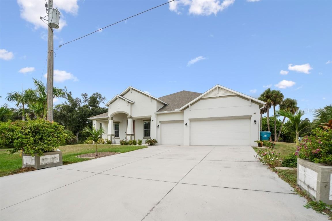 16357 Hillsborough Blvd., Port Charlotte, FL 33954