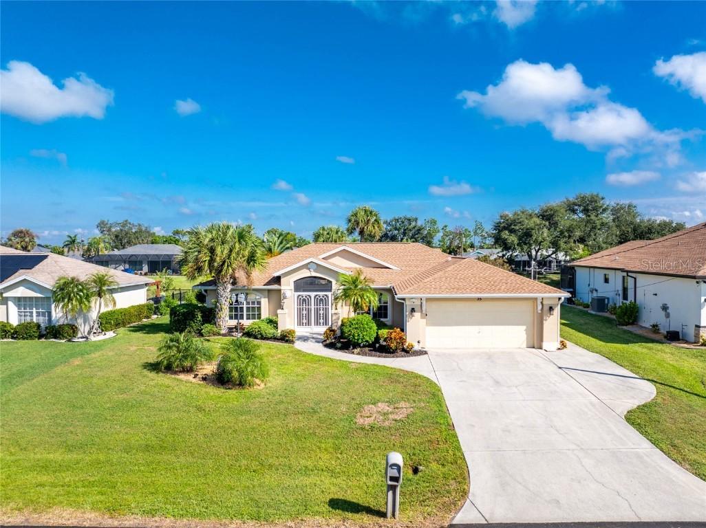 35 Sportsman Pl., Rotonda West, FL 33947