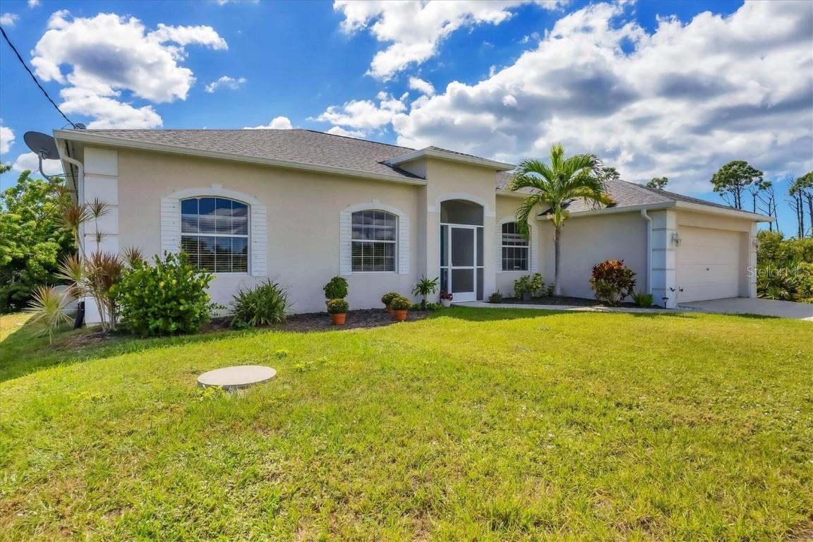11 Lateen Sail Dr., Placida, FL 33946