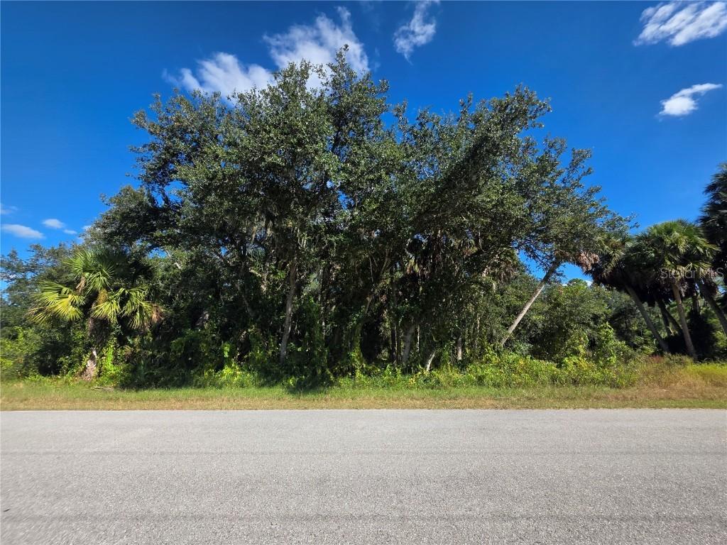 414 Liddy St., Port Charlotte, FL 33954