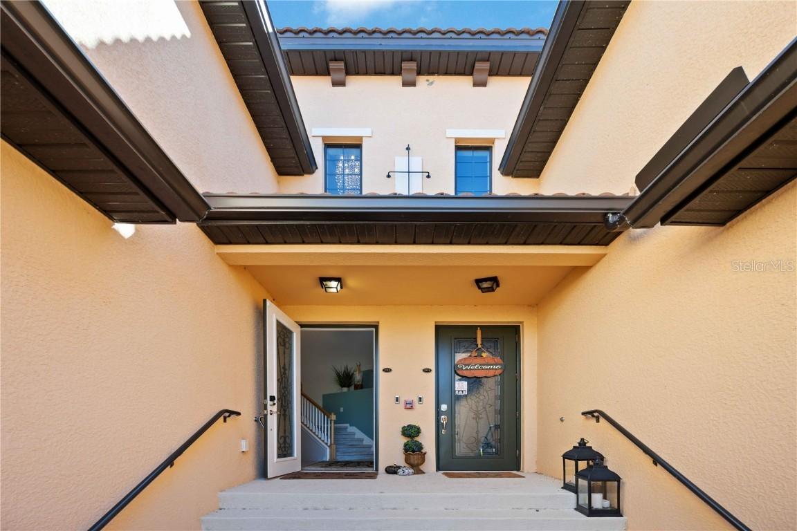10817 Tarflower Dr. #201, Venice, FL 34293