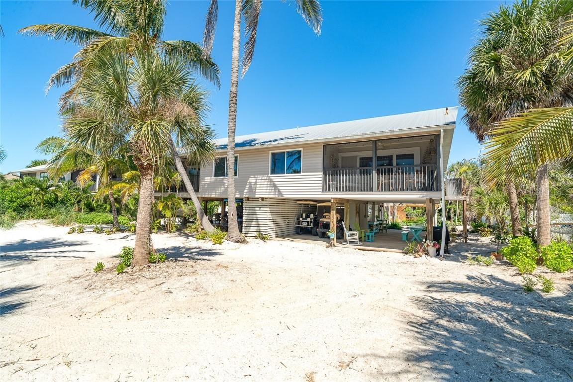 170 N Gulf Blvd. #4, Placida, FL 33946