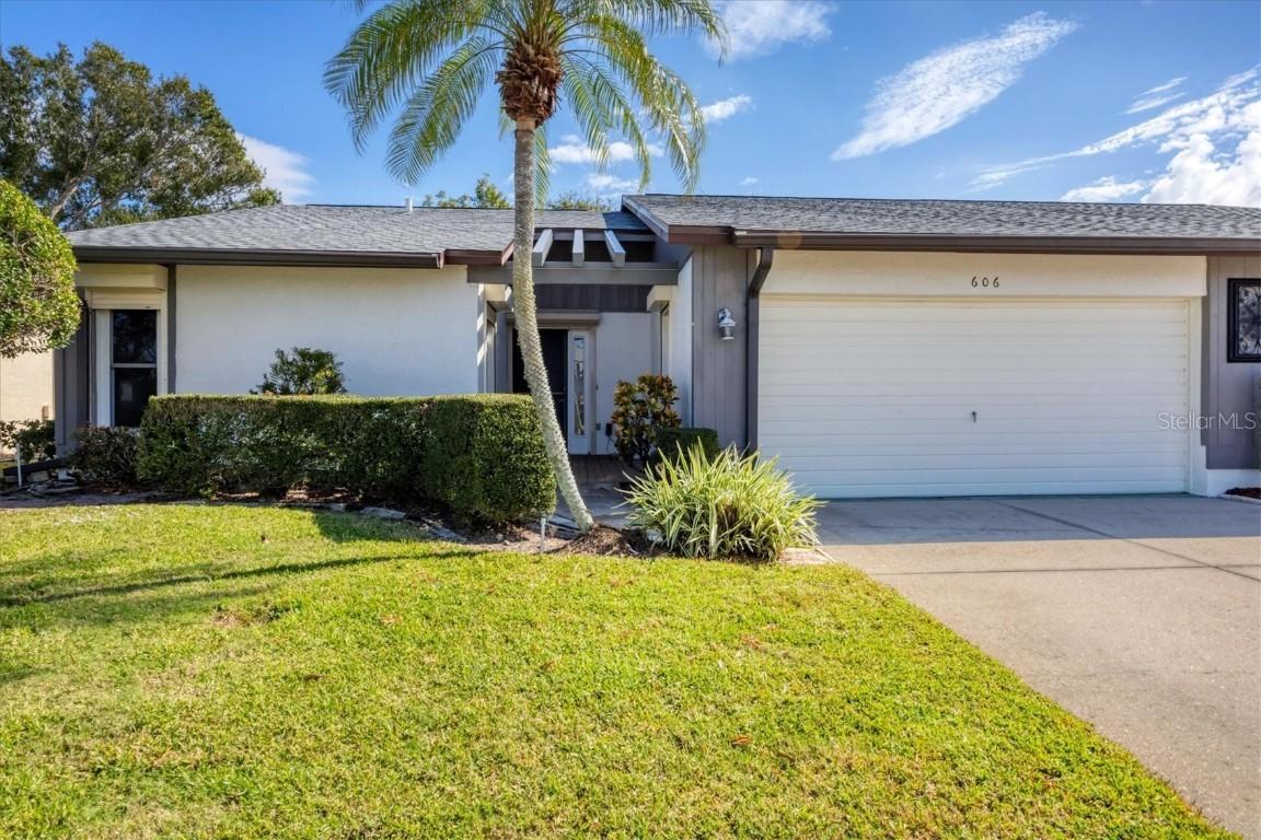 606 Chestnut Ln., Englewood, FL 34223