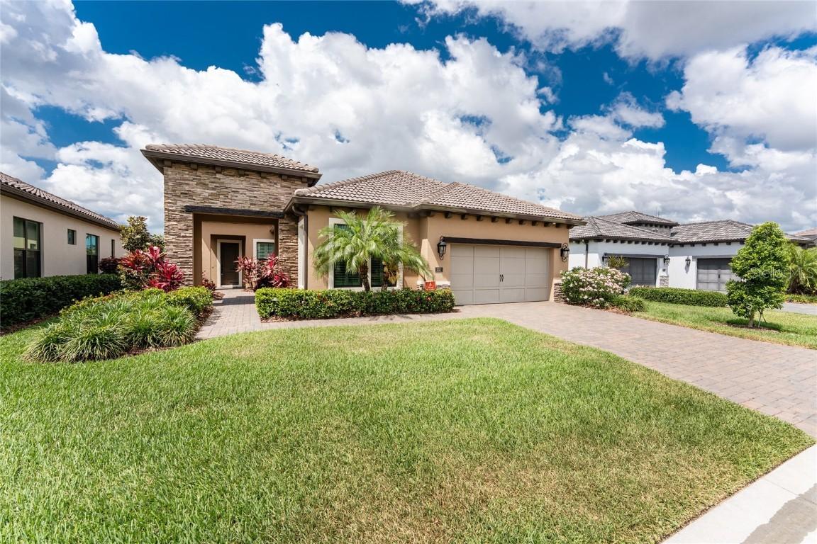 257 Corelli Dr., Nokomis, FL 34275