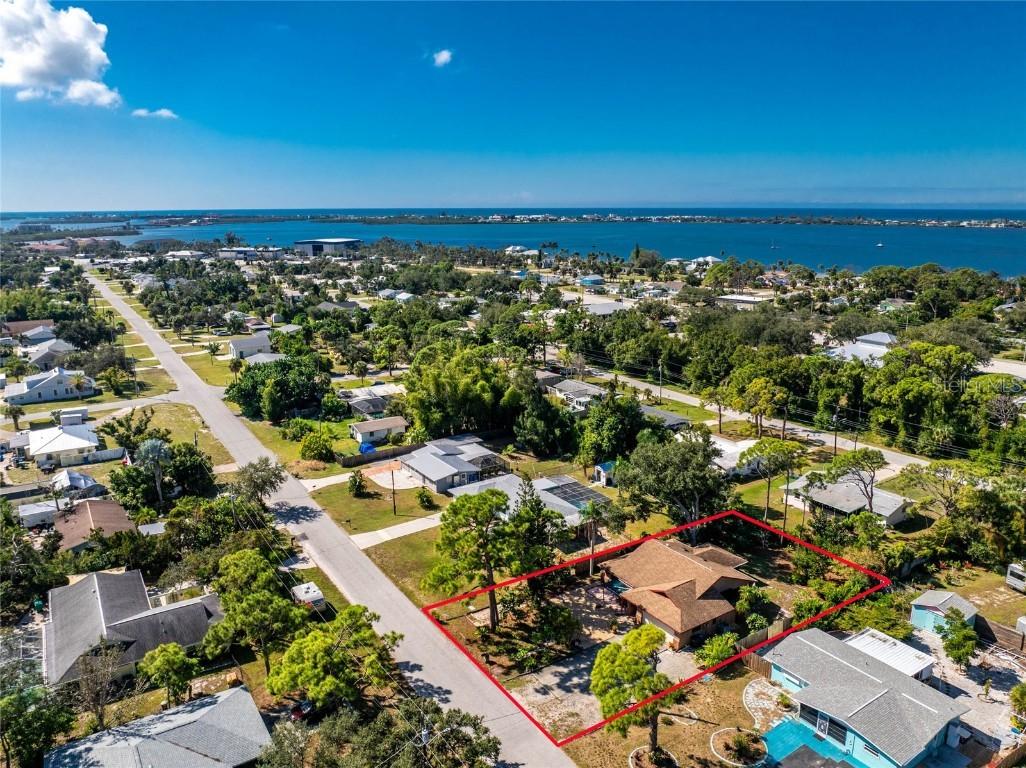 660 S Broadway St., Englewood, FL 34223