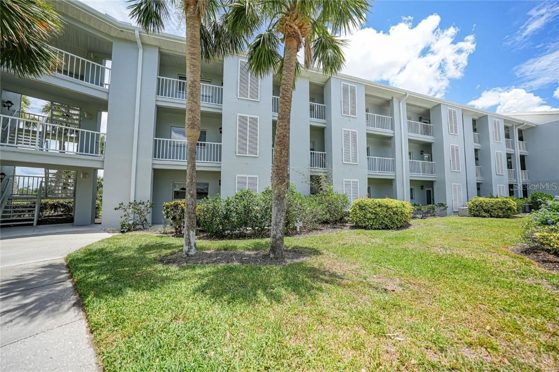 404 Cerromar Cir. #112, Venice, FL 34293