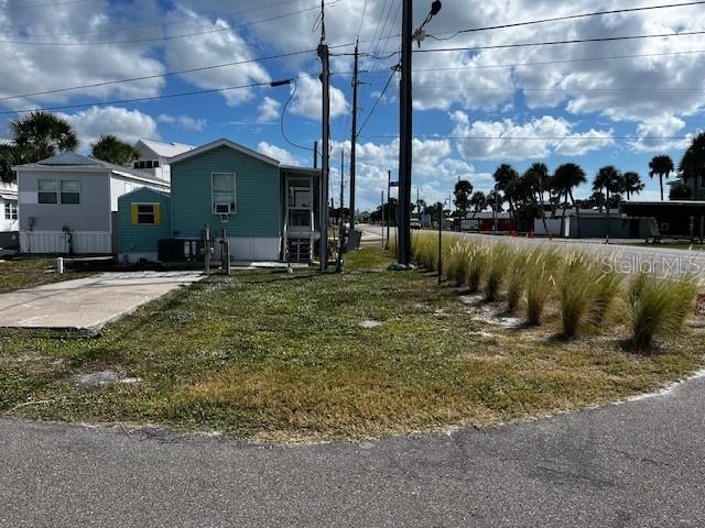 201 Bayo St., Englewood, FL 34223