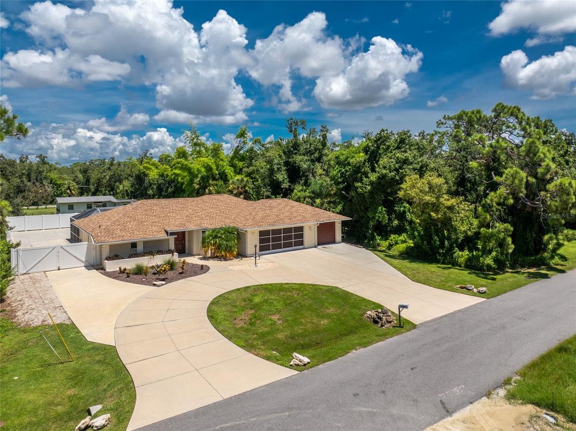 1600 Thomas St., Englewood, FL 34223