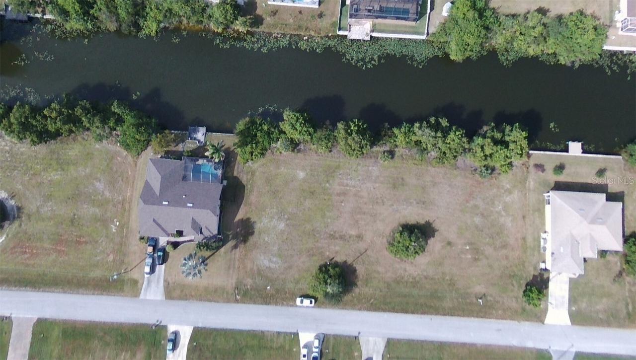 617 NW 14th St., Cape Coral, FL 33993
