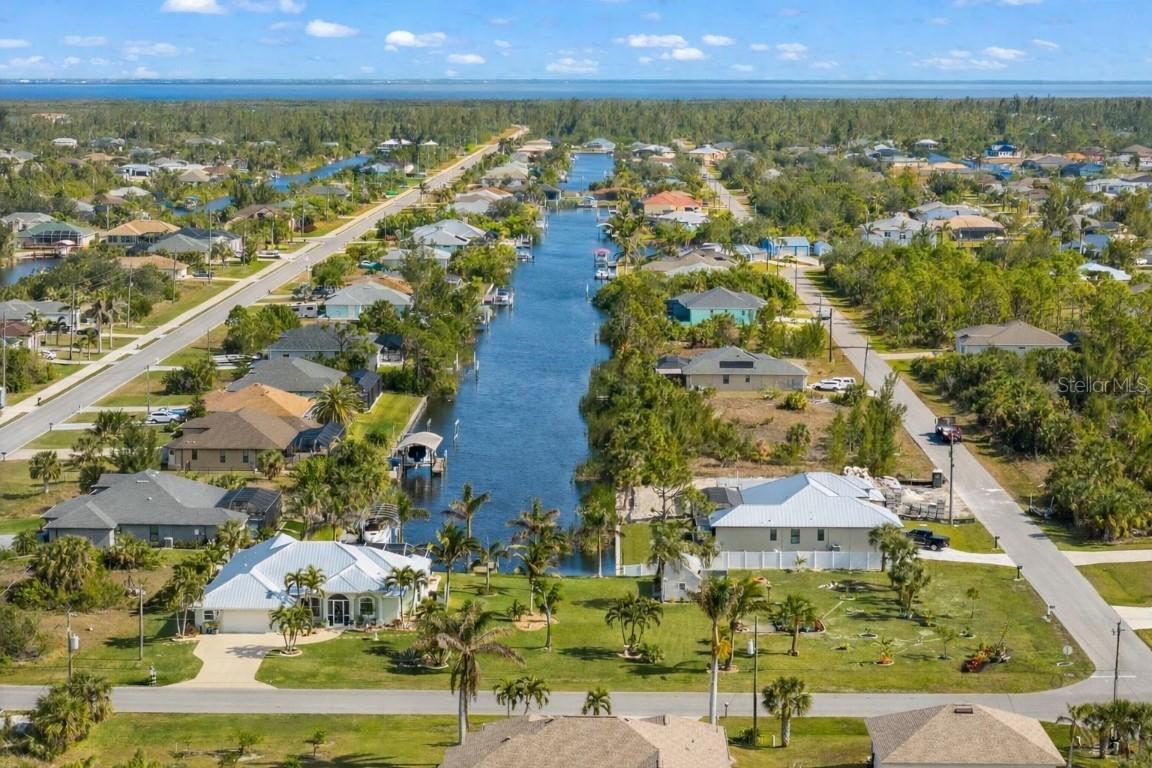 10322 Sunbury Dr., Port Charlotte, FL 33981