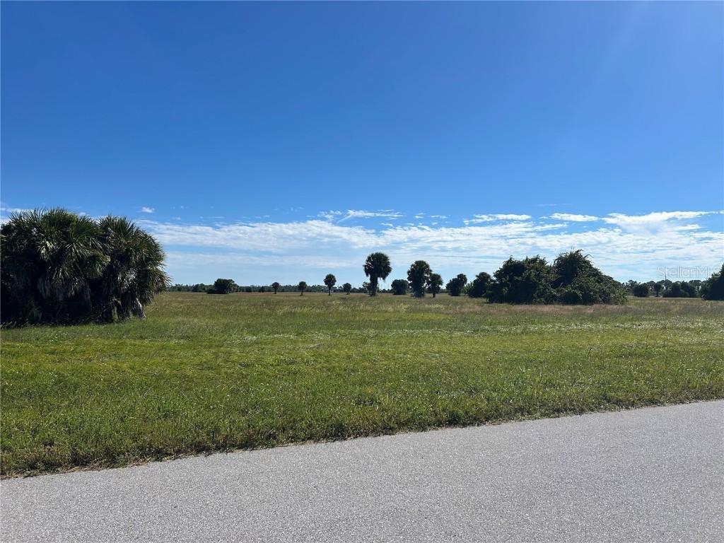 28 Blue Hen Dr., Placida, FL 33946