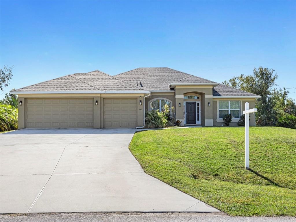 9087 Hilliard Ter., Englewood, FL 34224
