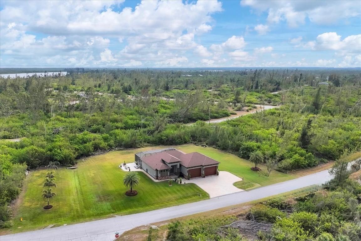 10451 Hatchett Cir., Port Charlotte, FL 33981