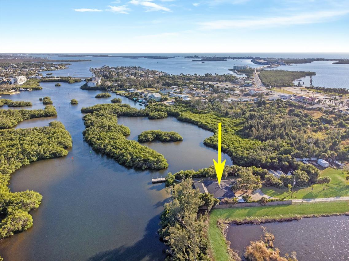 300 E Bay Heights Ave., Englewood, FL 34223