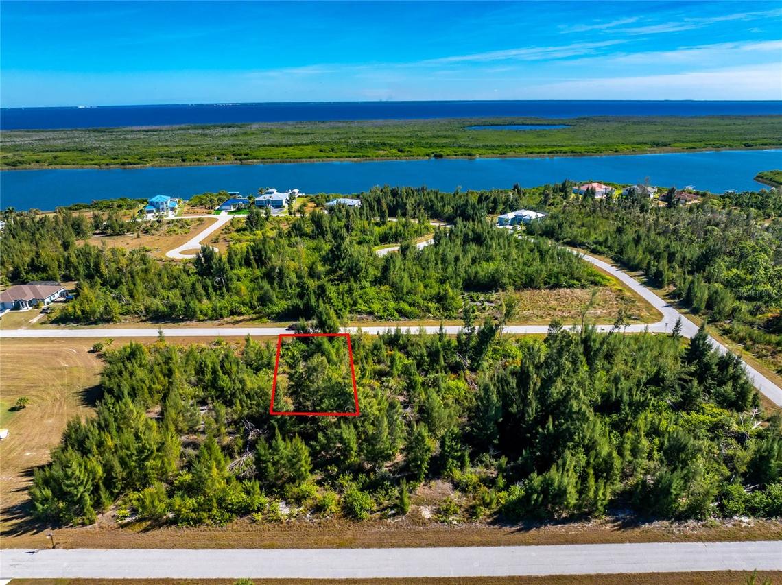 9259 Lingle St., Port Charlotte, FL 33981