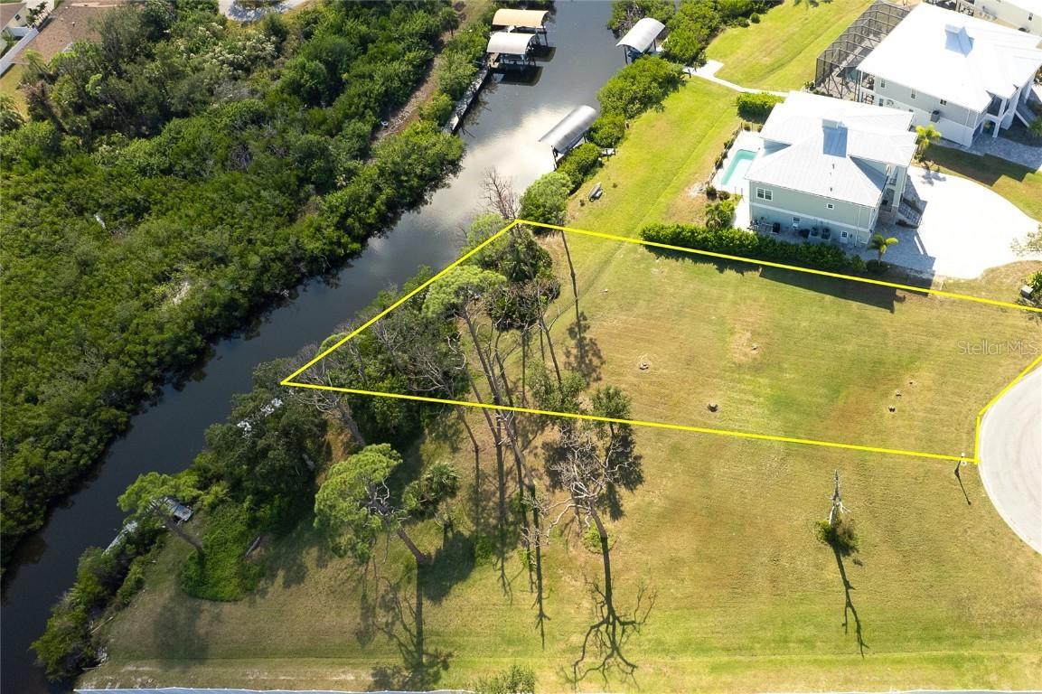 8089 Weyers Ct., Englewood, FL 34224