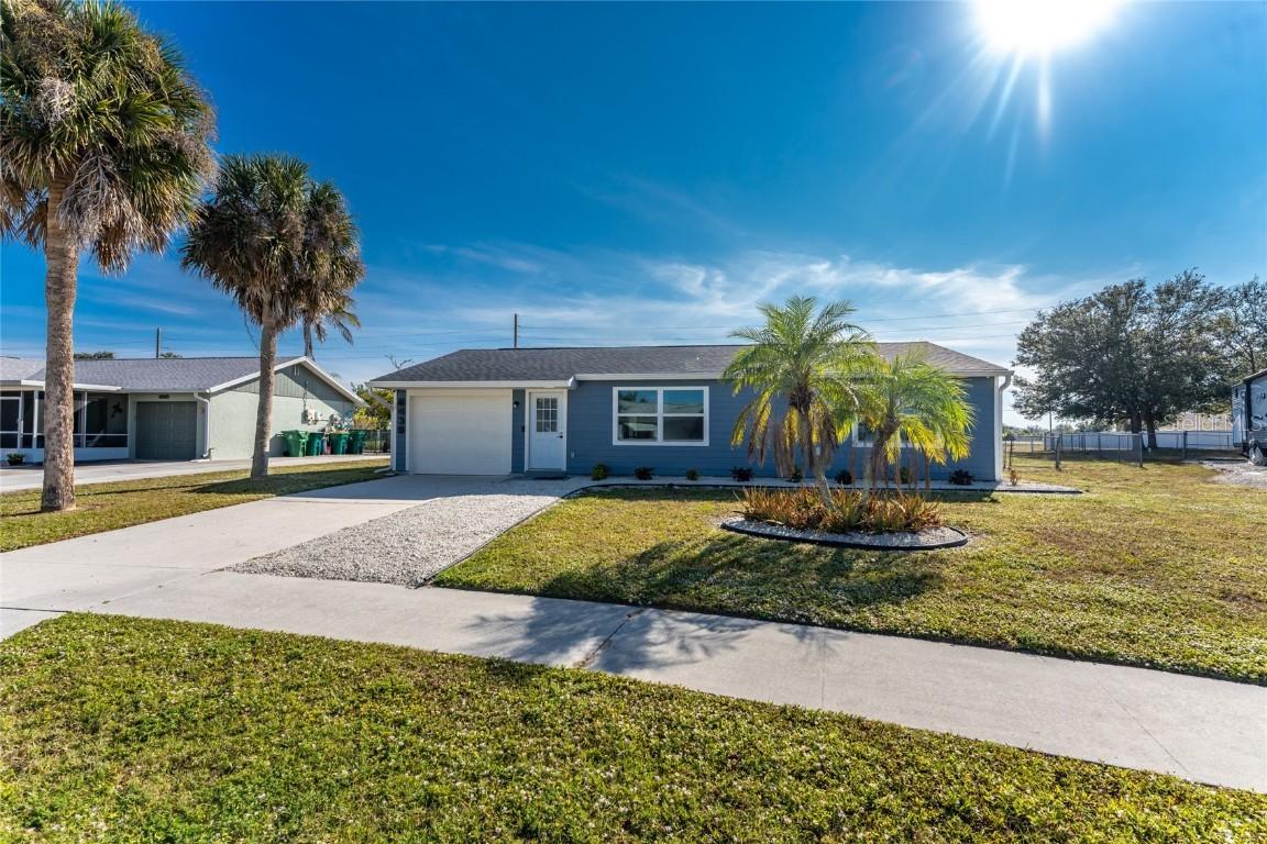 6439 Facet Ln., Port Charlotte, FL 33981