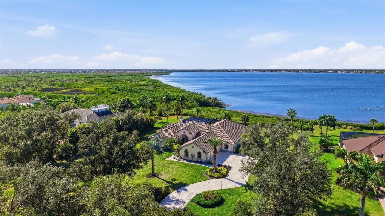 3121 Rivershore Ln., Port Charlotte, FL 33953