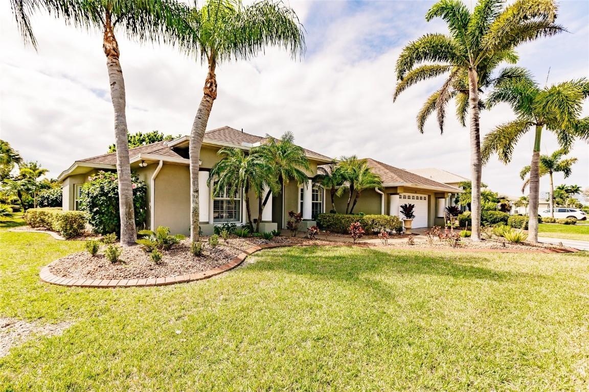 254 Rotonda Blvd., Rotonda West, FL 33947