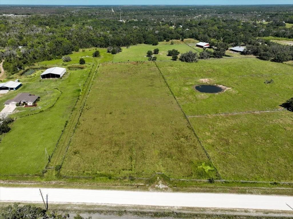 39605 Taylor Rd., Myakka City, FL 34251