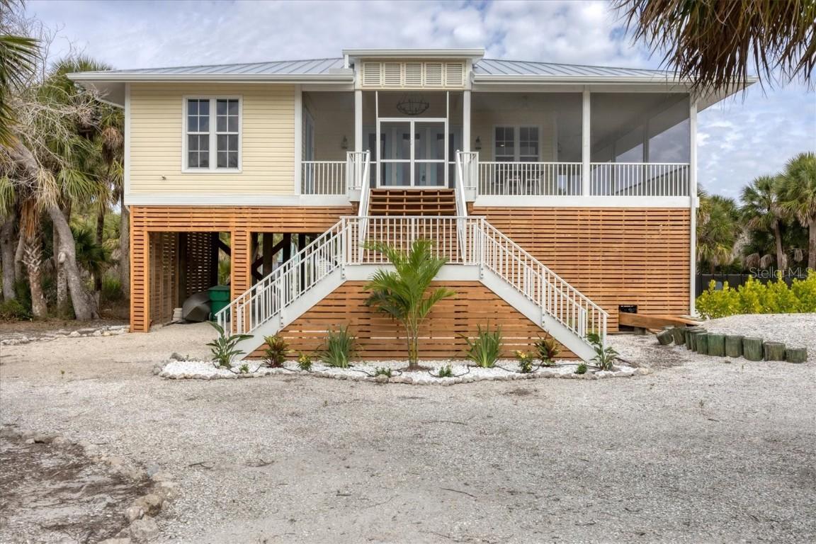 32 Palm Dr., Placida, FL 33946