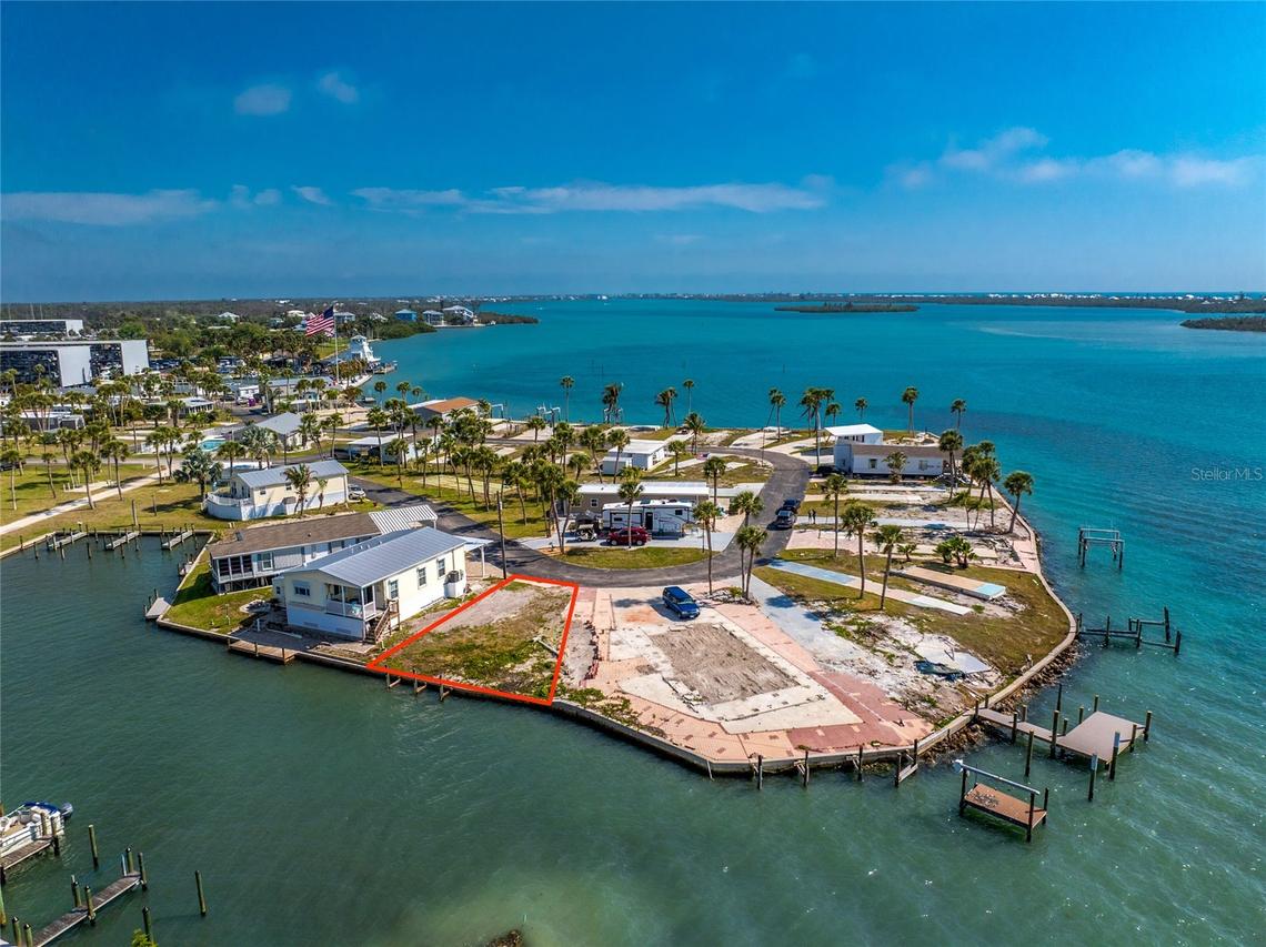 7500 Park Pointe Dr. #42, Englewood, FL 34224