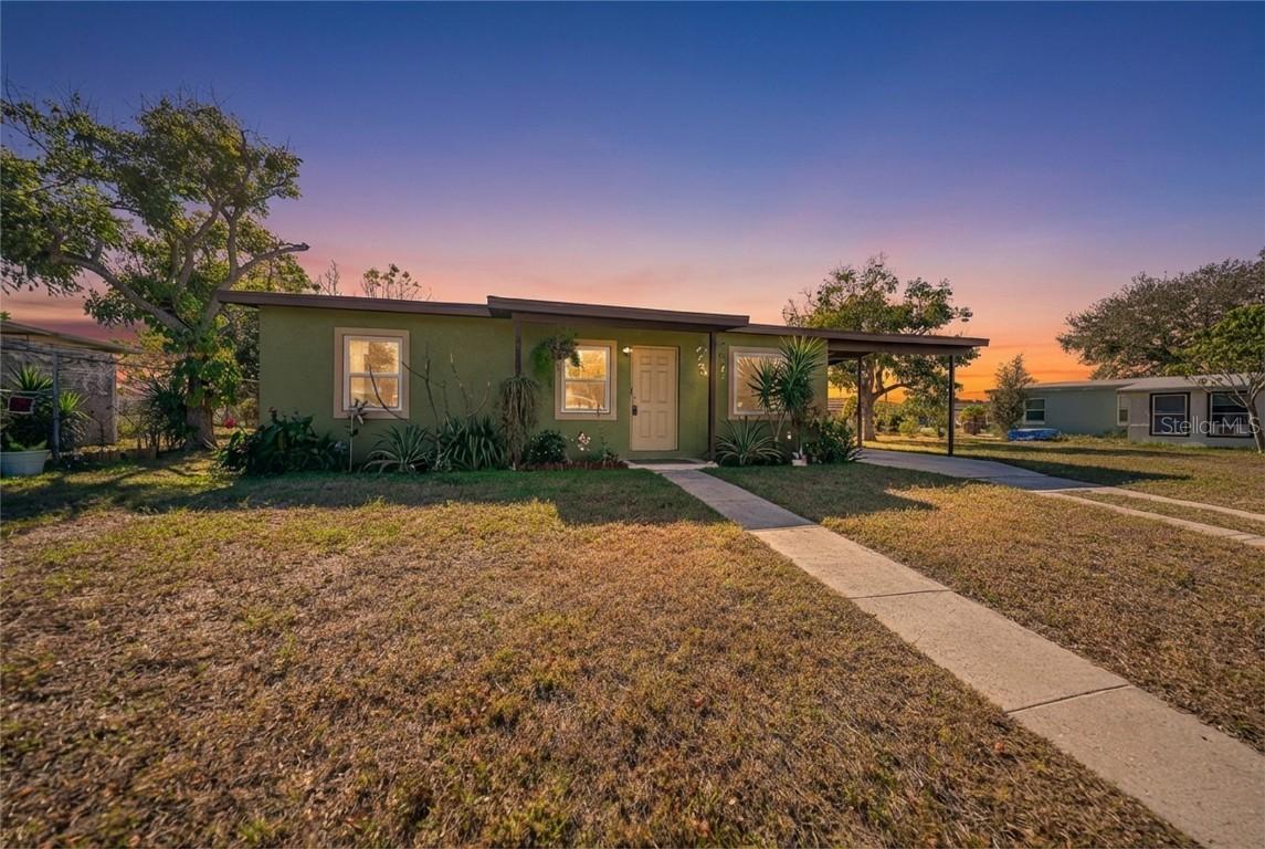 21431 Kenyon Ave., Port Charlotte, FL 33952