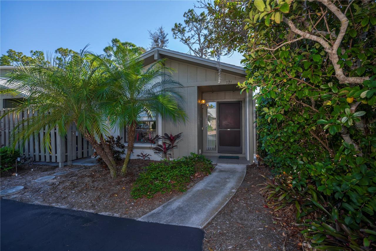 121 Jose Gaspar Dr., Englewood, FL 34223