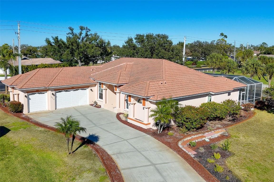 373 Ardenwood Dr., Englewood, FL 34223