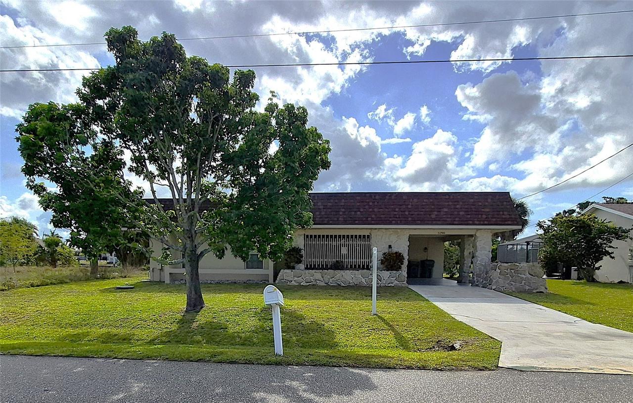 5290 Neville Ter., Port Charlotte, FL 33981
