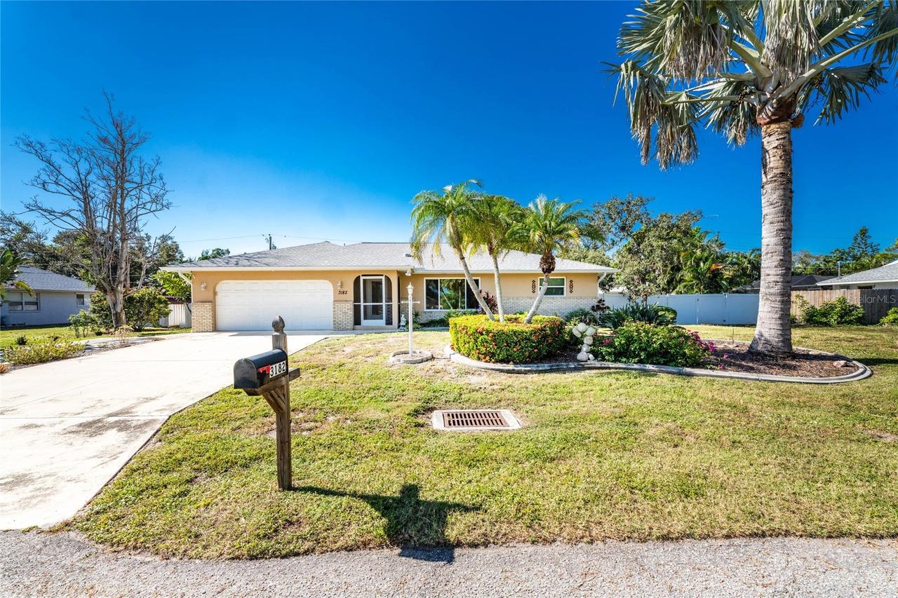 3182 Chestnut Rd., Venice, FL 34293