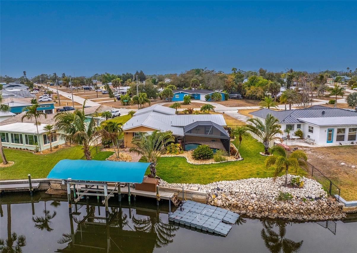 2186 Oyster Creek Dr., Englewood, FL 34224