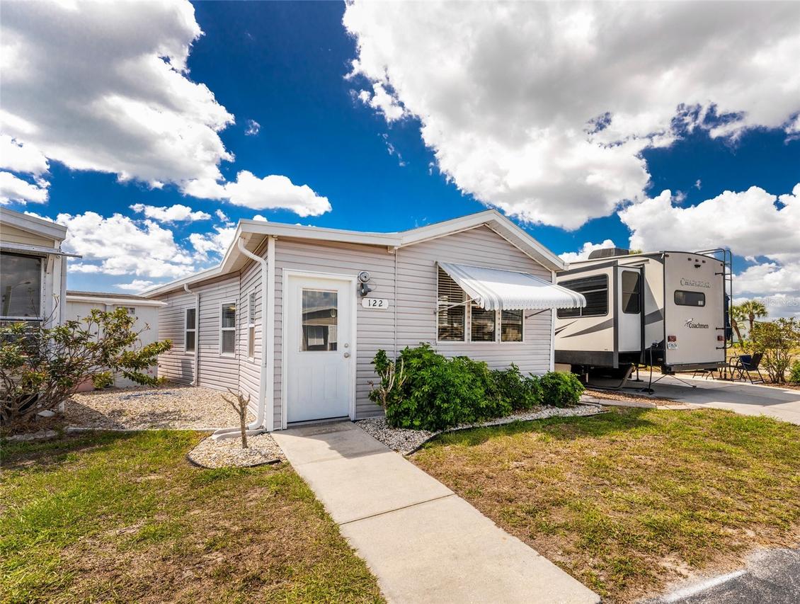 1475 Flamingo Dr. #122, Englewood, FL 34224