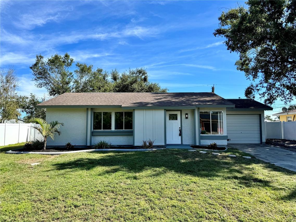 325 Capatola St St., Port Charlotte, FL 33948