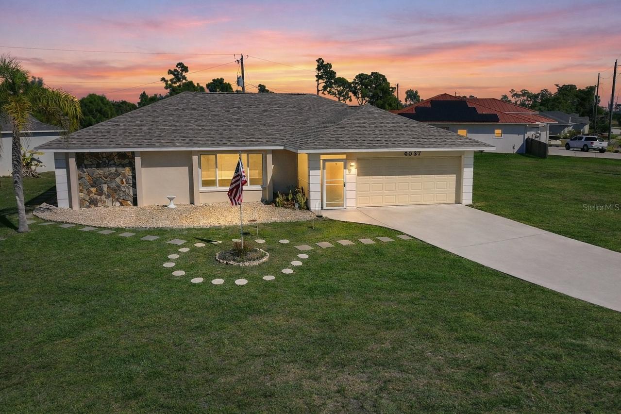 6037 David Blvd., Port Charlotte, FL 33981
