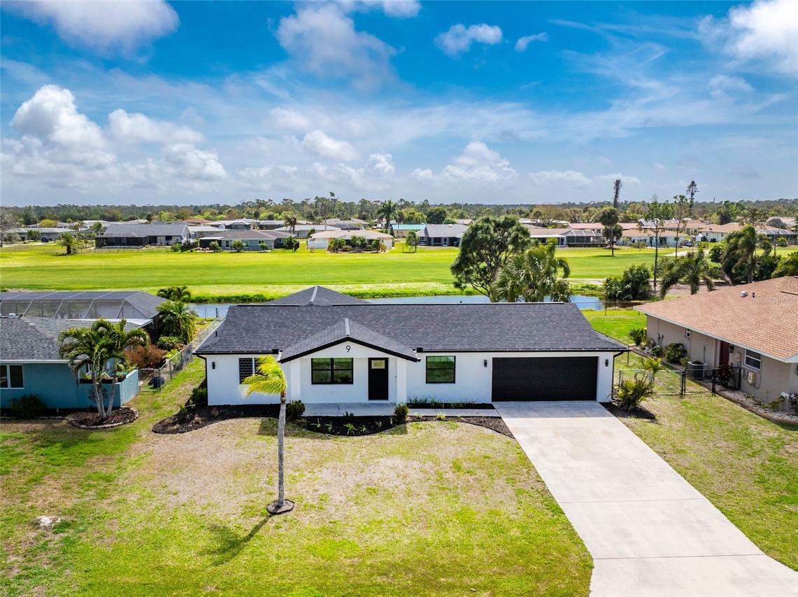 9 Oakland Hills Ct., Rotonda West, FL 33947