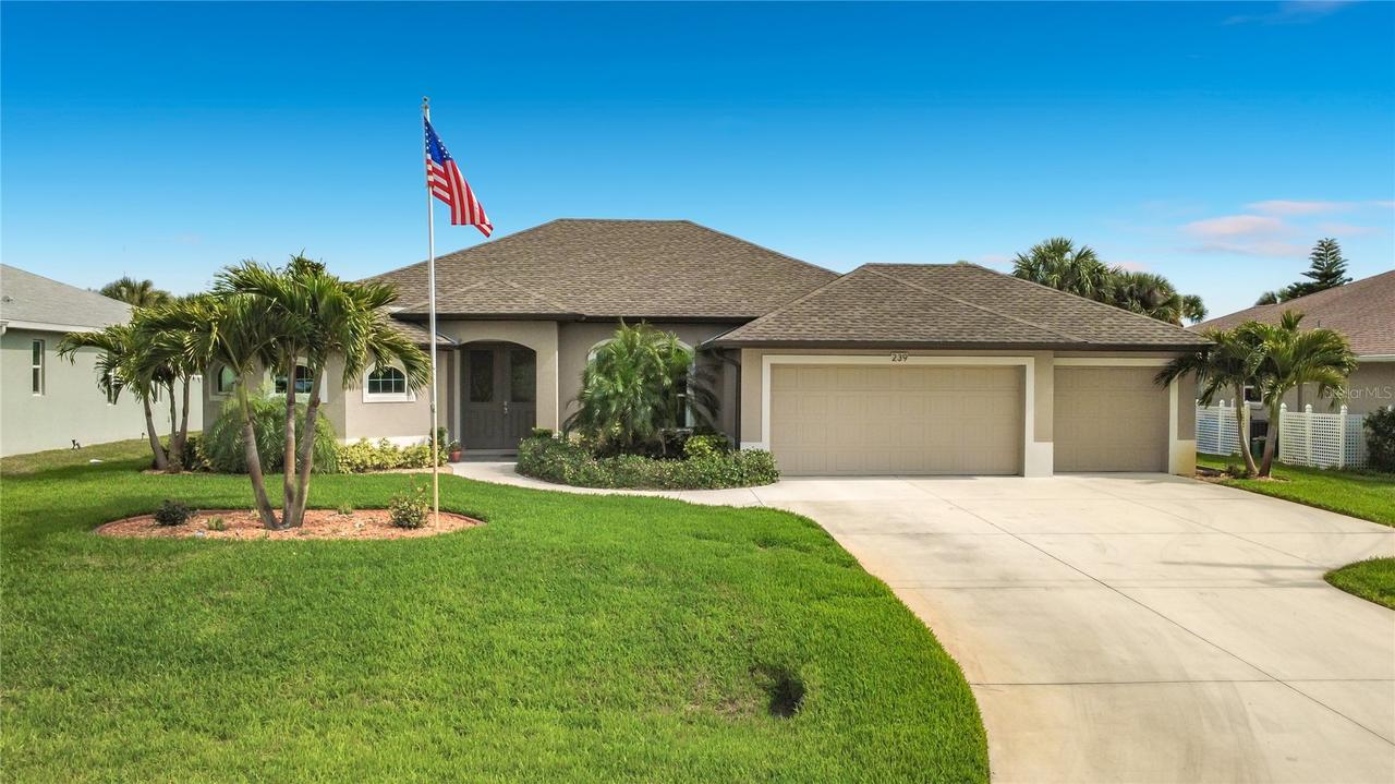 239 Broadmoor Ln., Rotonda West, FL 33947