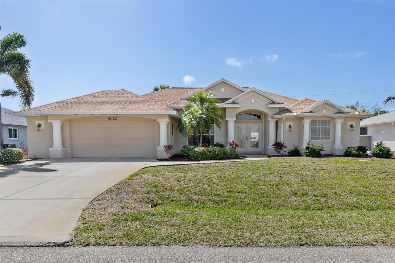 10123 Topsail Ave., Englewood, FL 34224