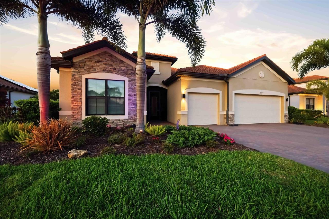 10744 Tarflower Dr., Venice, FL 34293