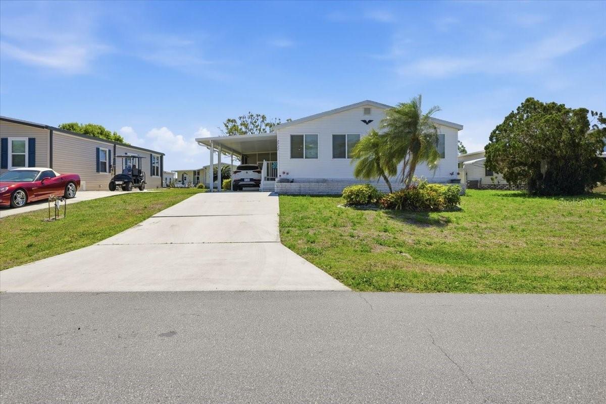 2727 Tanager Ln., Englewood, FL 34224