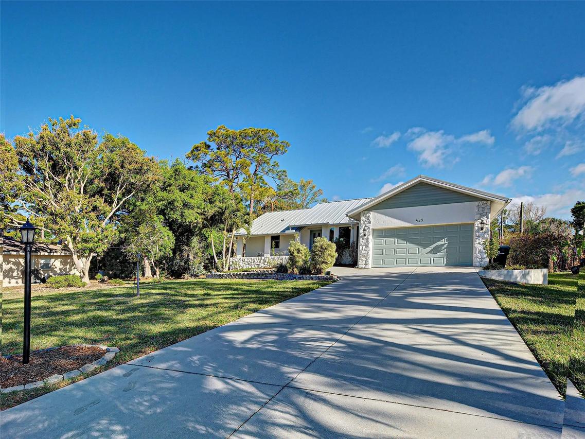 940 Brengle Ave., Englewood, FL 34223