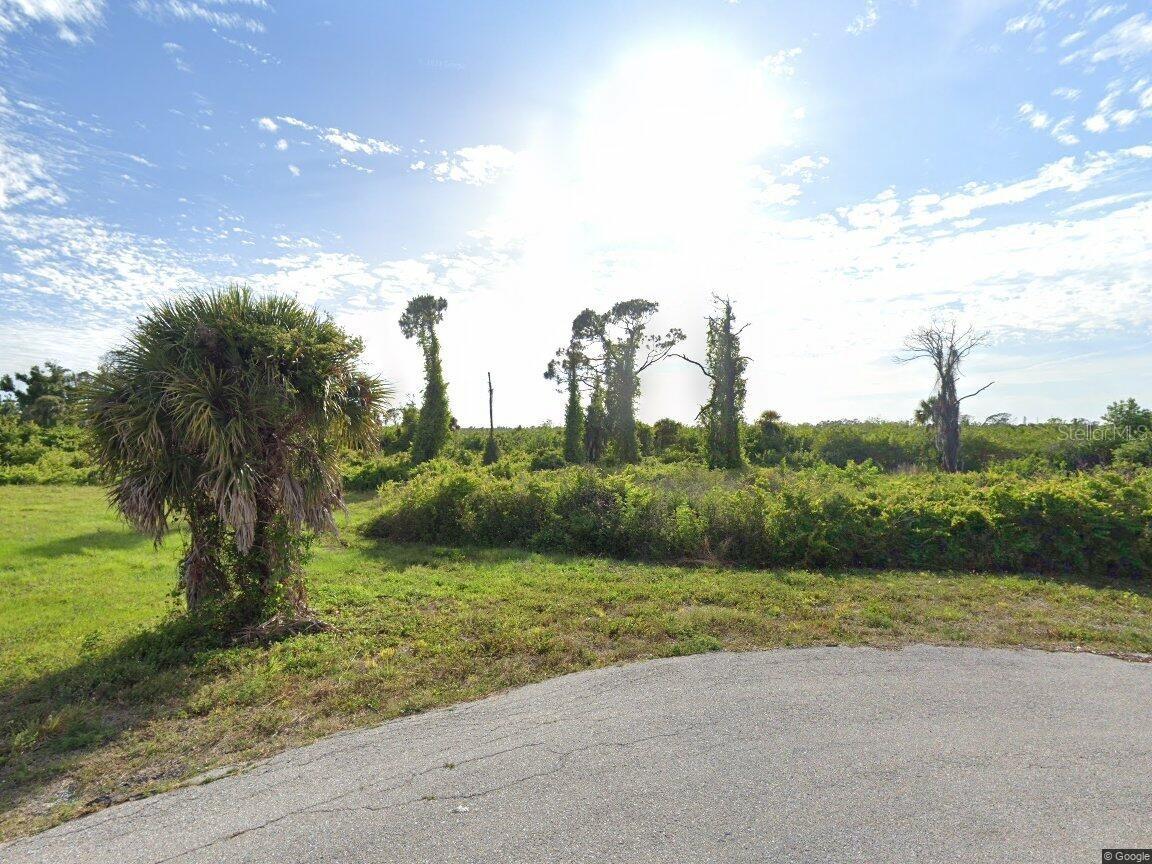 171 W Pine Valley Ln., Rotonda West, FL 33947